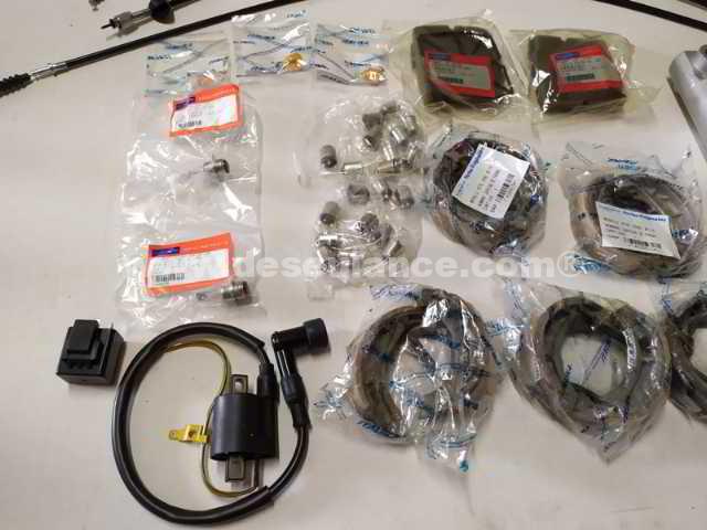 20/19151 - APROX. 230 PEÇAS P/MOTOS, NOVAS, S/USO